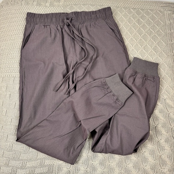 betsys boutique Pants - Betsy’s Boutique Dark Gray Casual Jogger Pants ~ Small